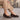 Pink Desert EF267 Zapato Marrón para Mujer — modelo IA © Calzados Modesto®
