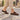 Pink Desert AE5F-P9623 Mocasín Marrón para Mujer — modelo IA © Calzados Modesto®