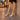 Pink Desert HH-3A041-42 Sandalia Oro para Mujer — modelo IA © Calzados Modesto®